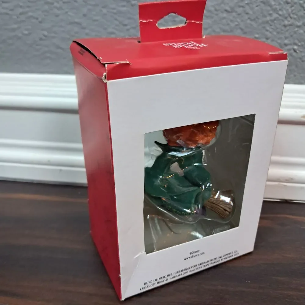 Hallmark Disney Hocus‎ Pocus Winifred Sanderson Christmas Tree Ornament New 2024